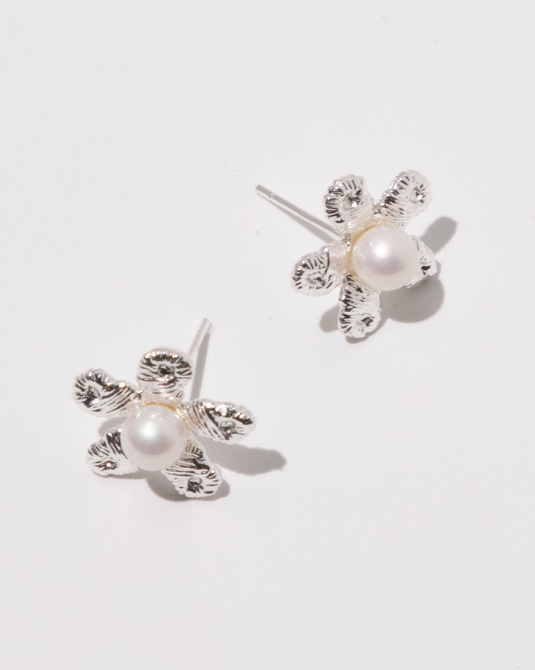 Dainty Pearl Flower Earrings