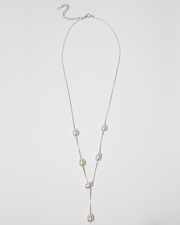 Floating Pearl Necklace