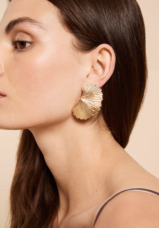 Shell Fan Earrings